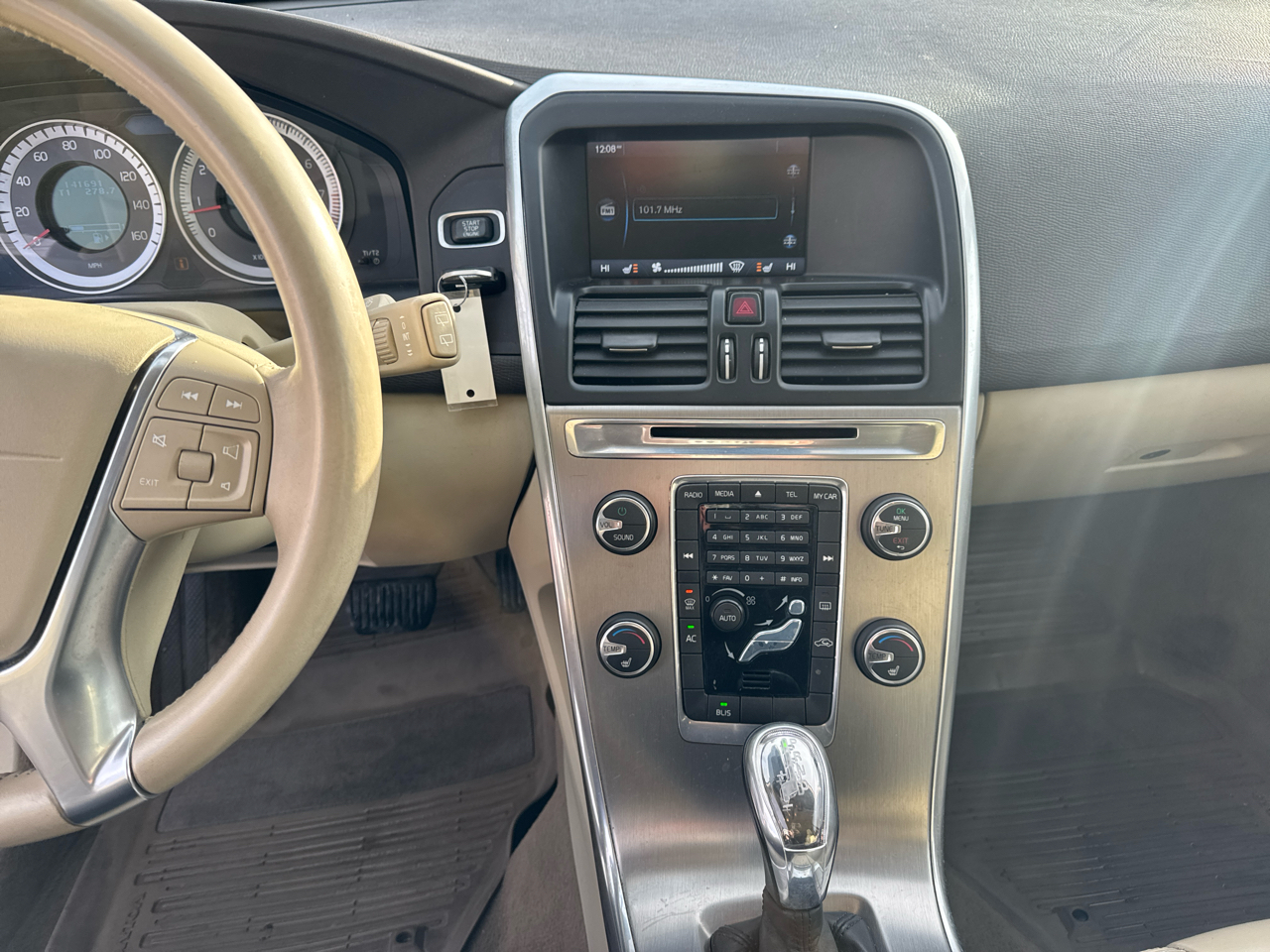 Volvo XC60 AWD 4dr T6 2013