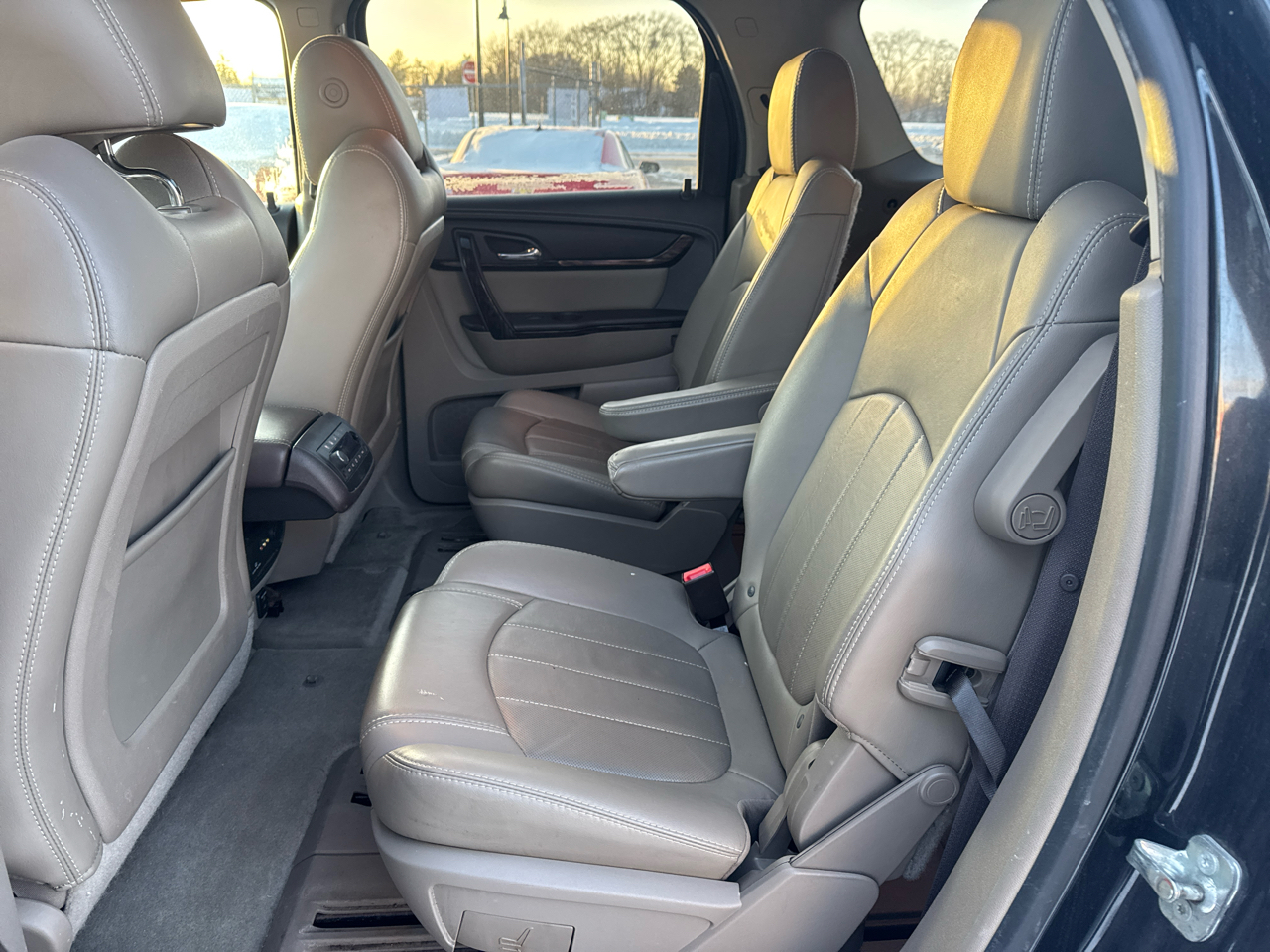 GMC Acadia AWD 4dr Denali 2015