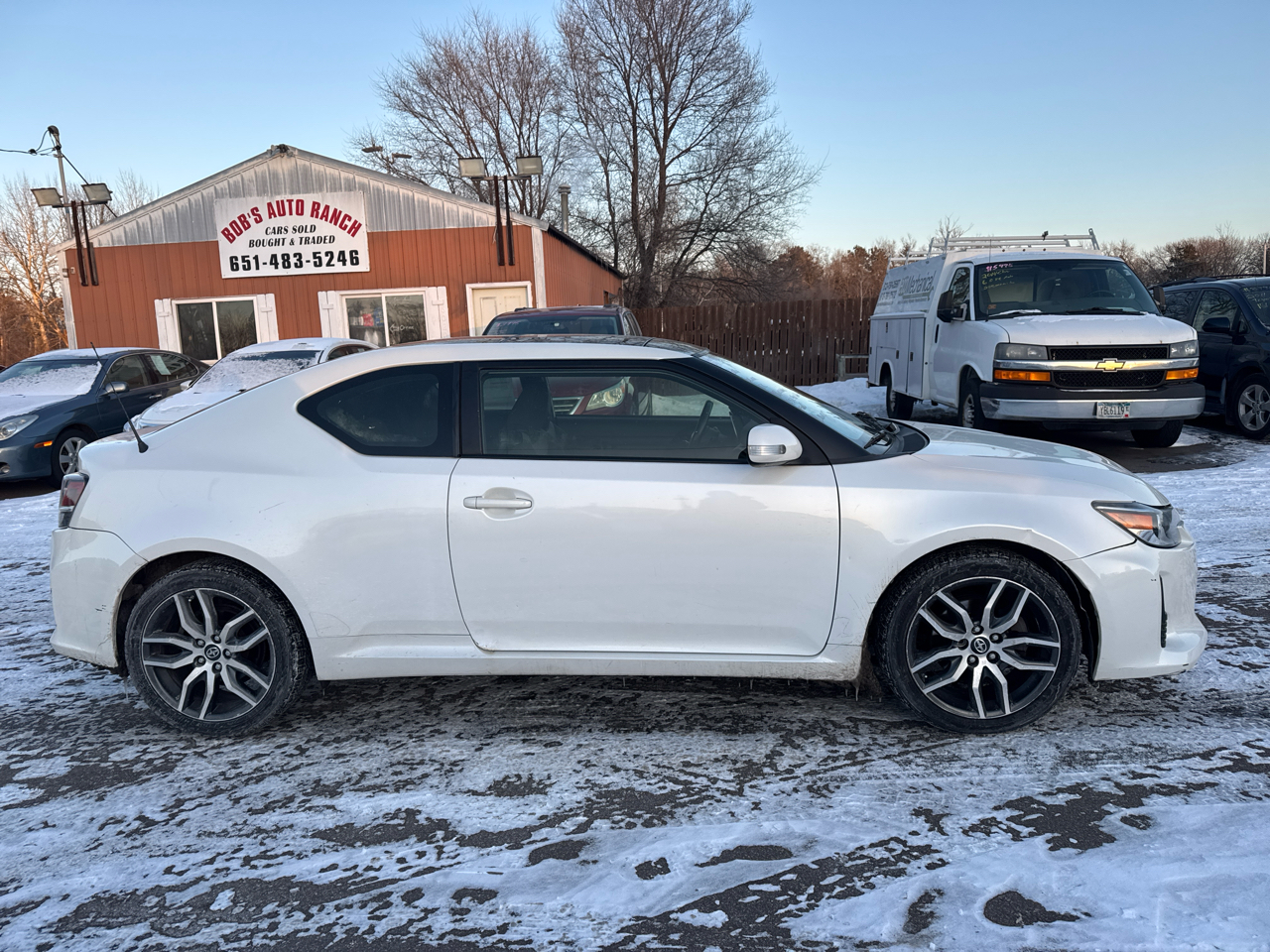 Scion tC 2dr HB Man (Natl) 2016
