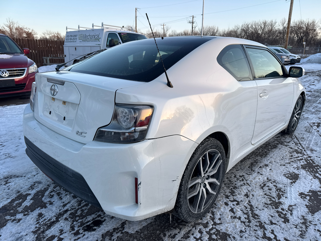 Scion tC 2dr HB Man (Natl) 2016