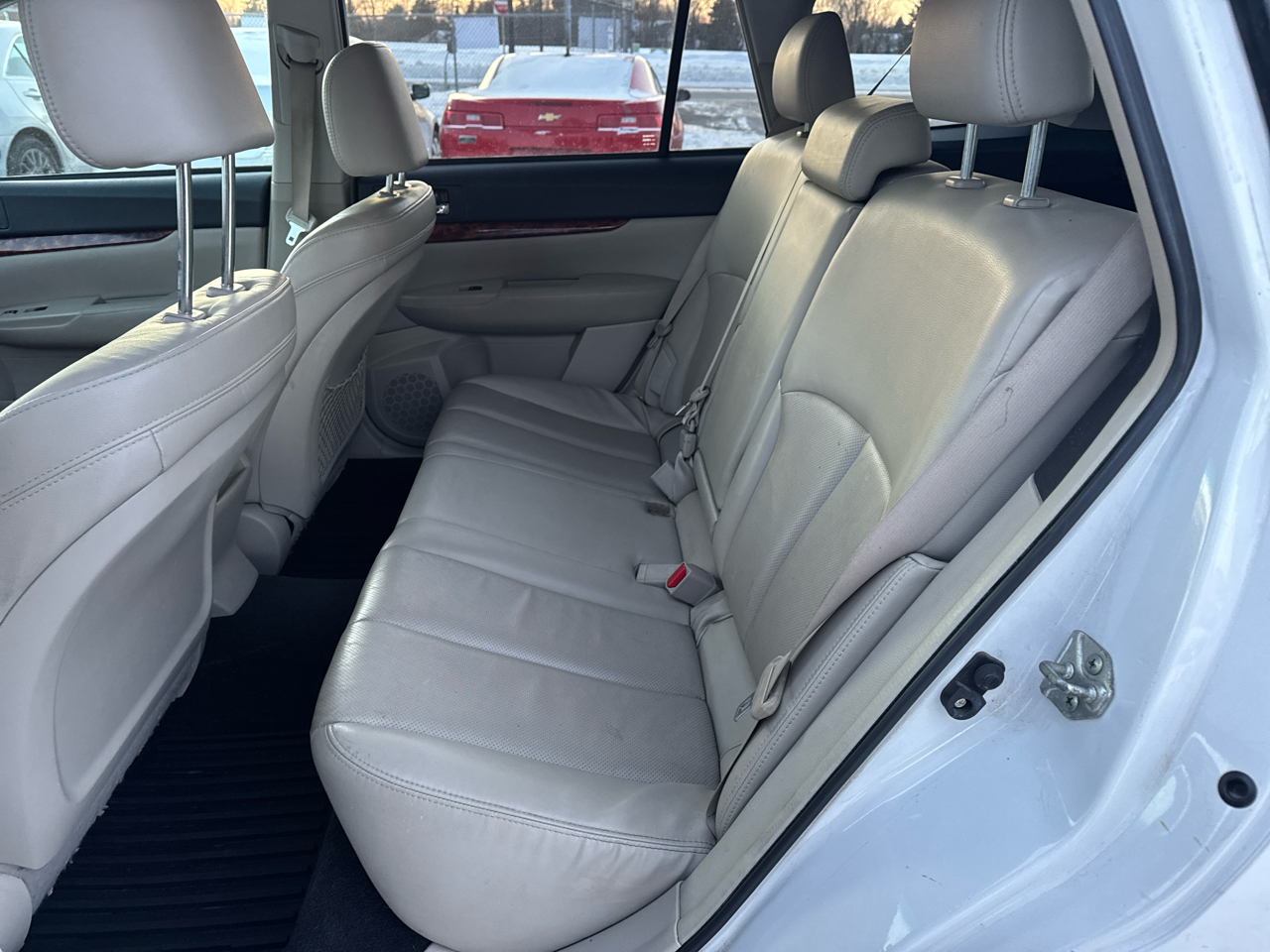 Subaru Outback 4dr Wgn H4 Auto 2.5i Limited Pwr Moon 2011