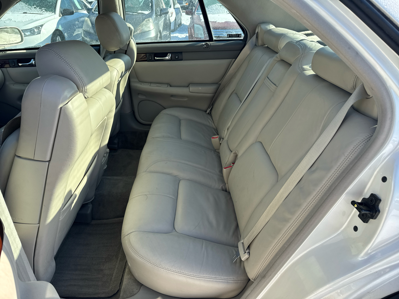 Cadillac Seville 4dr Luxury Sdn SLS 2002