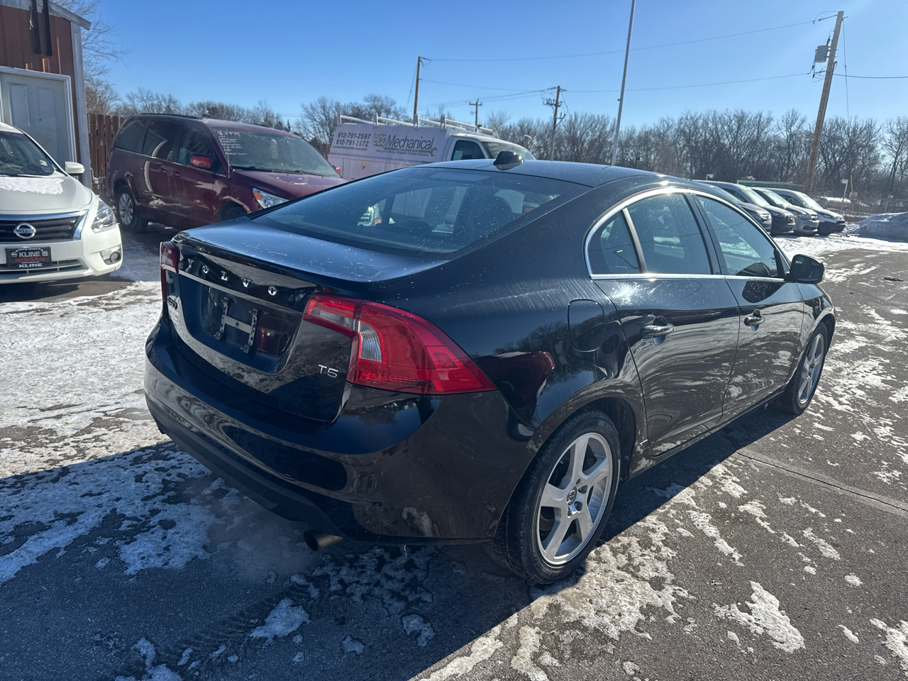 Volvo S60 FWD 4dr Sdn T5 2012