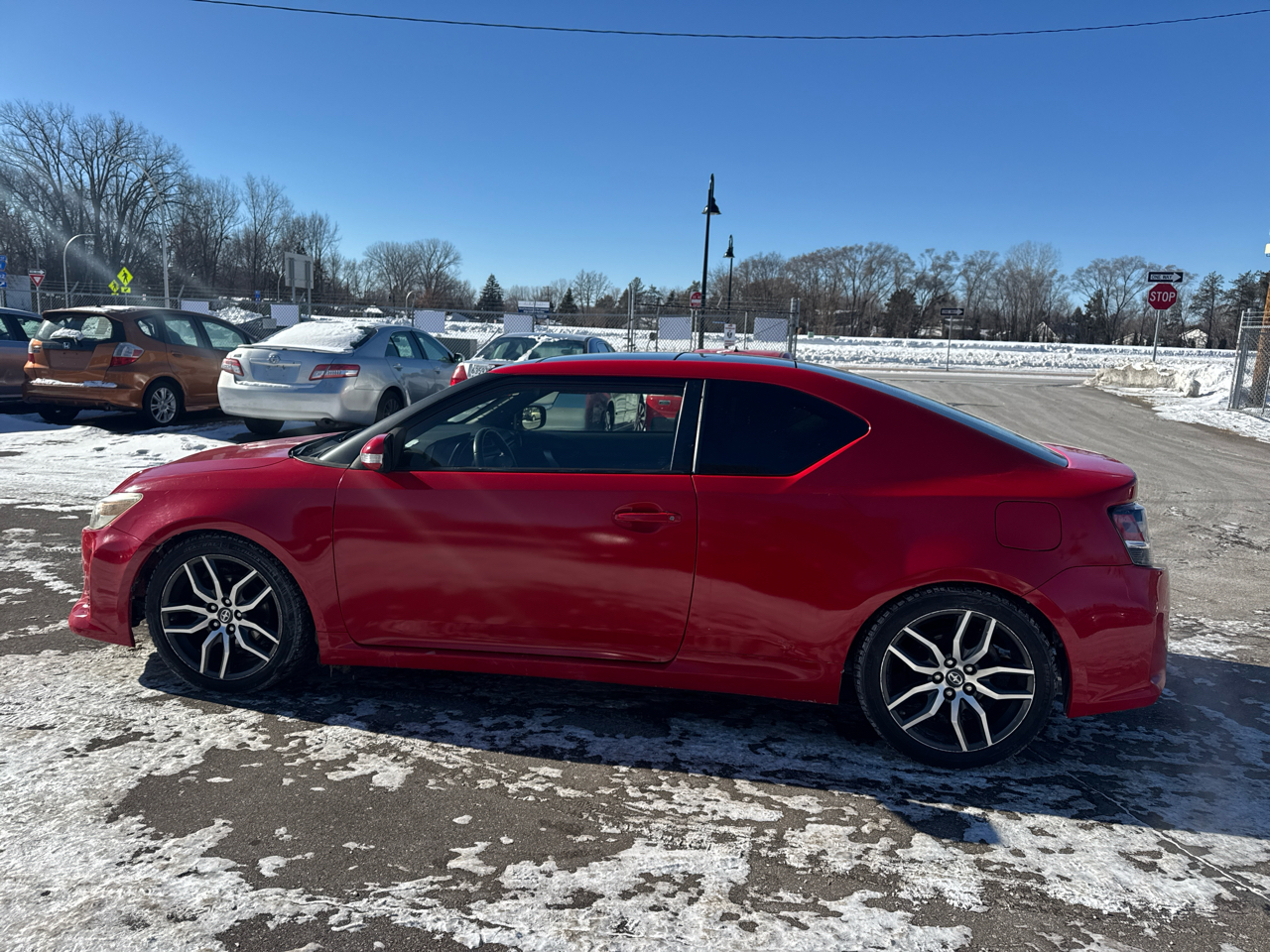 Scion tC 2dr HB Man (Natl) 2014