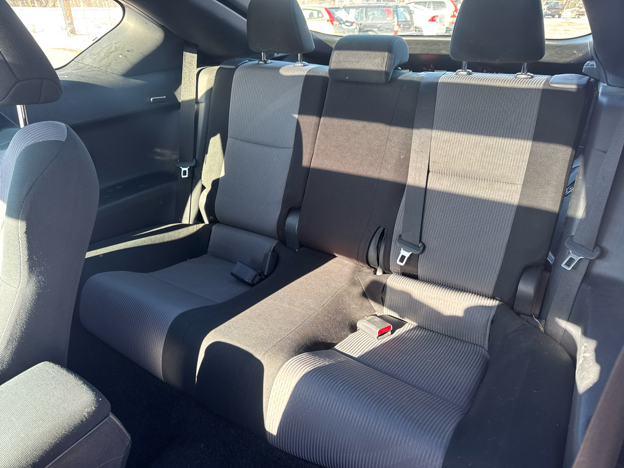 Scion tC 2dr HB Man (Natl) 2014