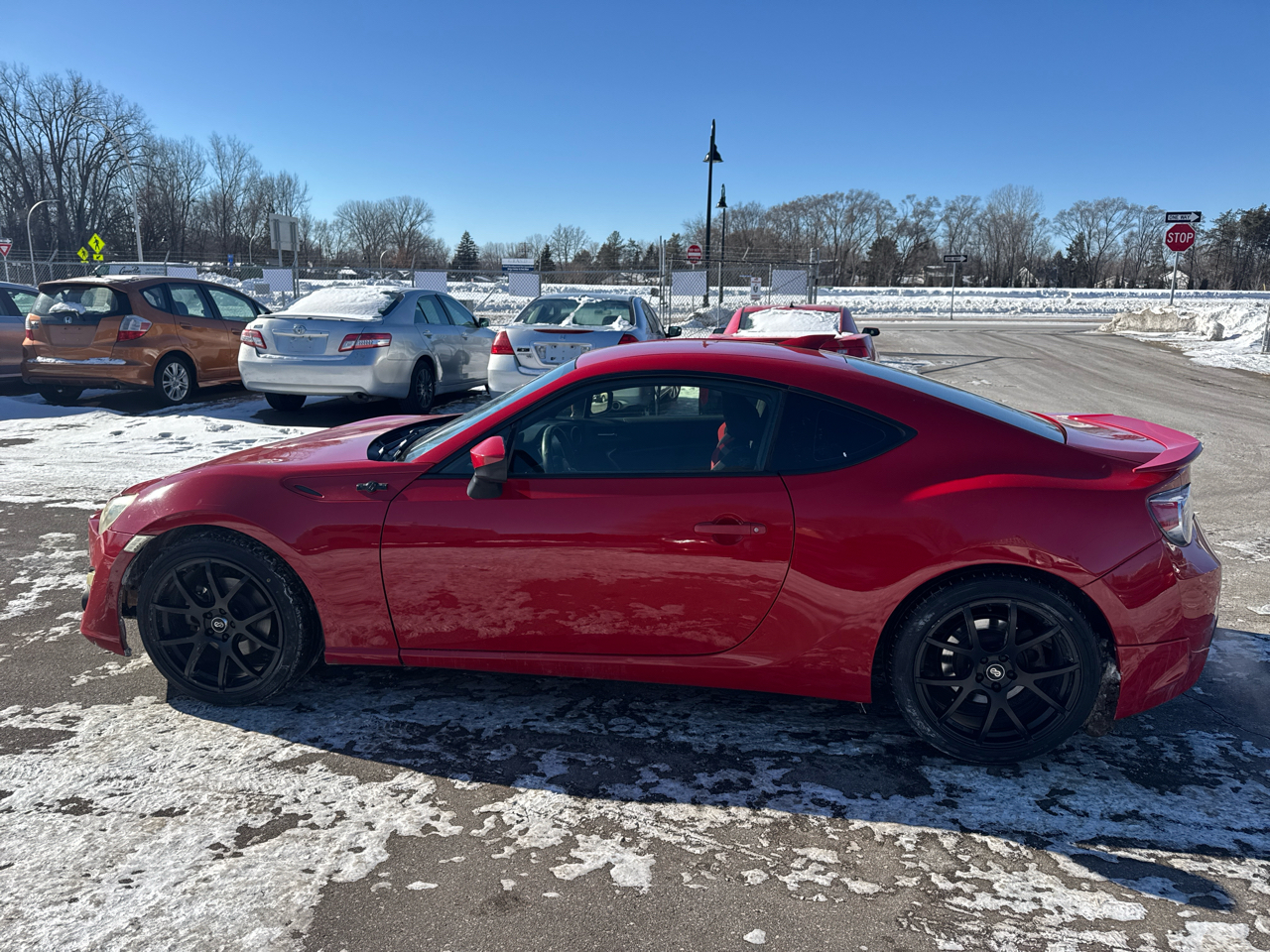 Scion FR-S 2dr Cpe Man (Natl) 2013