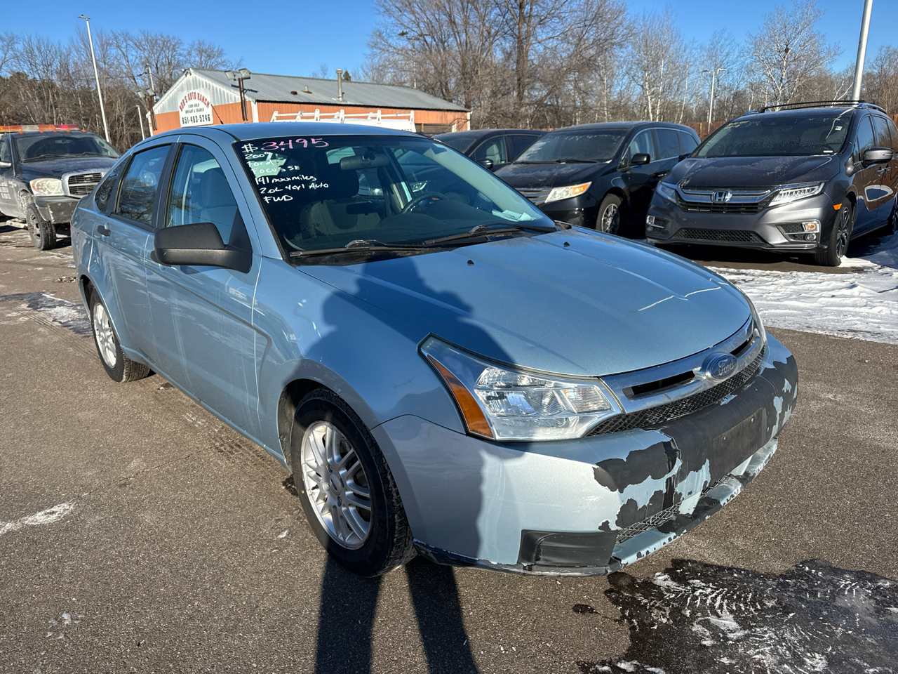 Ford Focus 4dr Sdn SE 2009