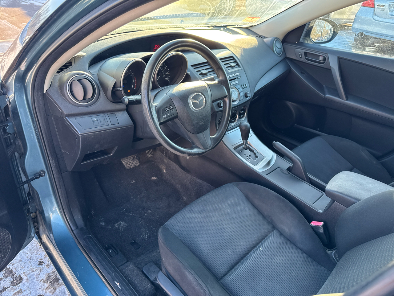 Mazda MAZDA3 4dr Sdn Auto i Sport 2011