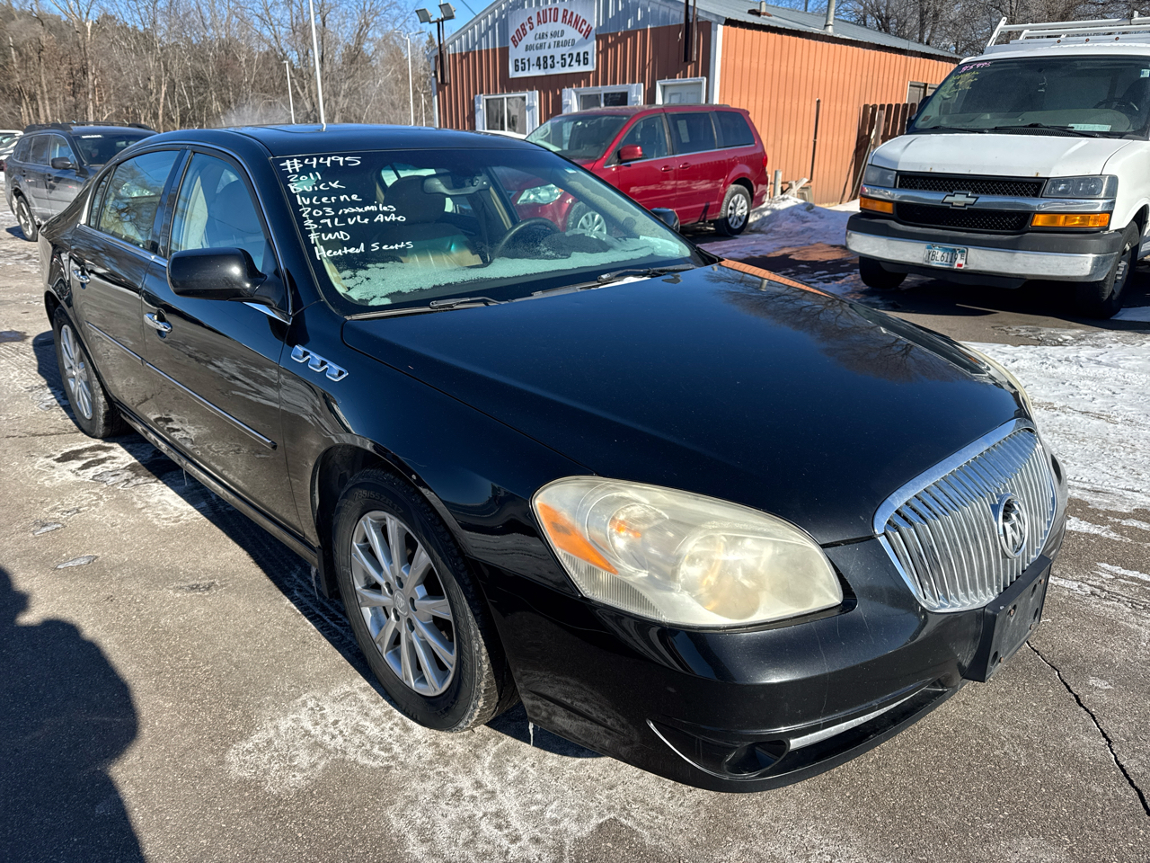 Buick Lucerne 4dr Sdn CXL 2011