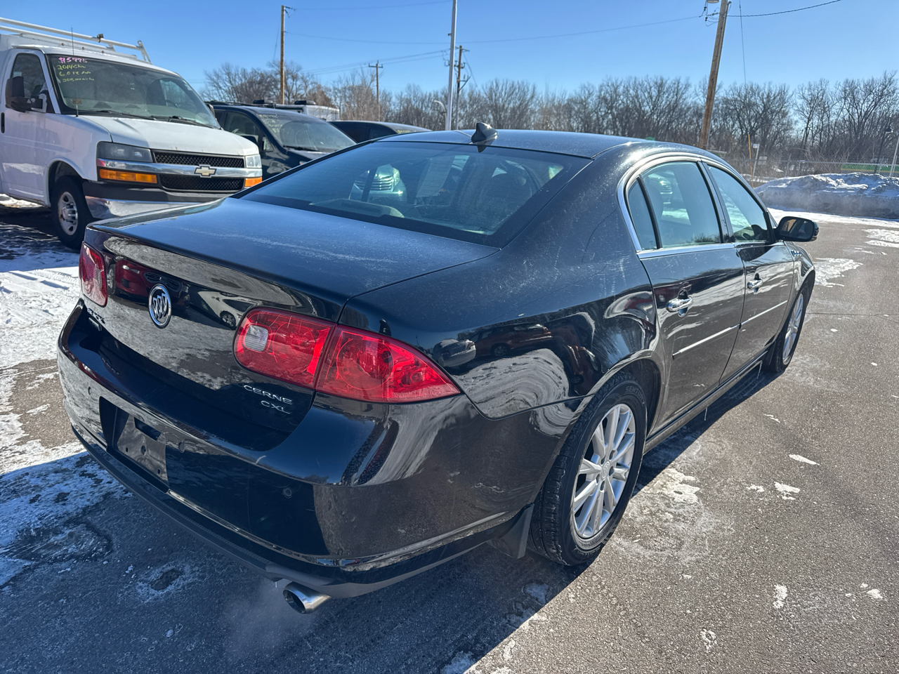 Buick Lucerne 4dr Sdn CXL 2011