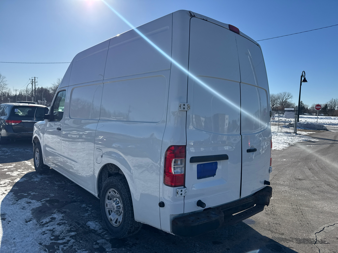 Nissan NV High Roof 2500 V6 S 2013