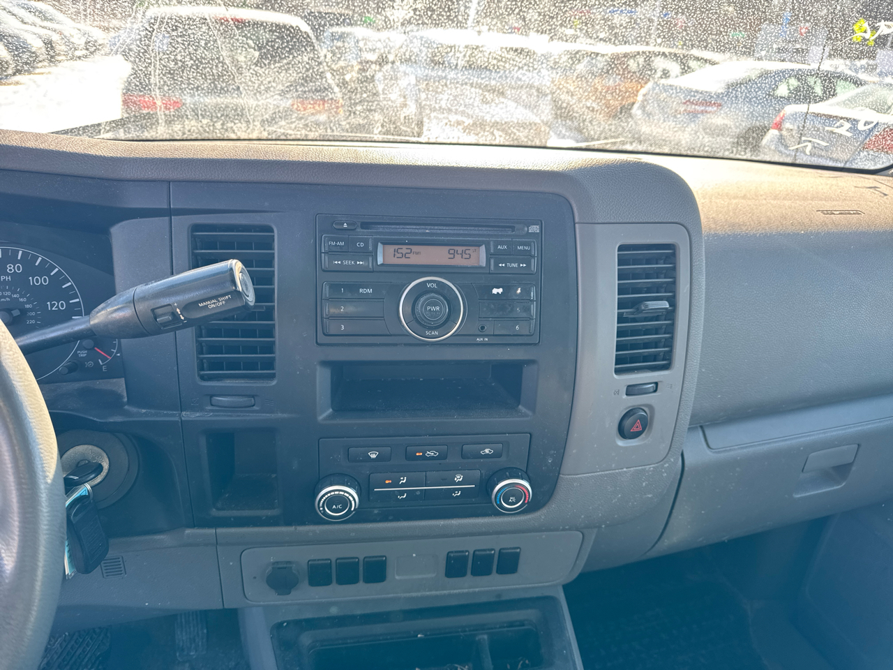 Nissan NV High Roof 2500 V6 S 2013