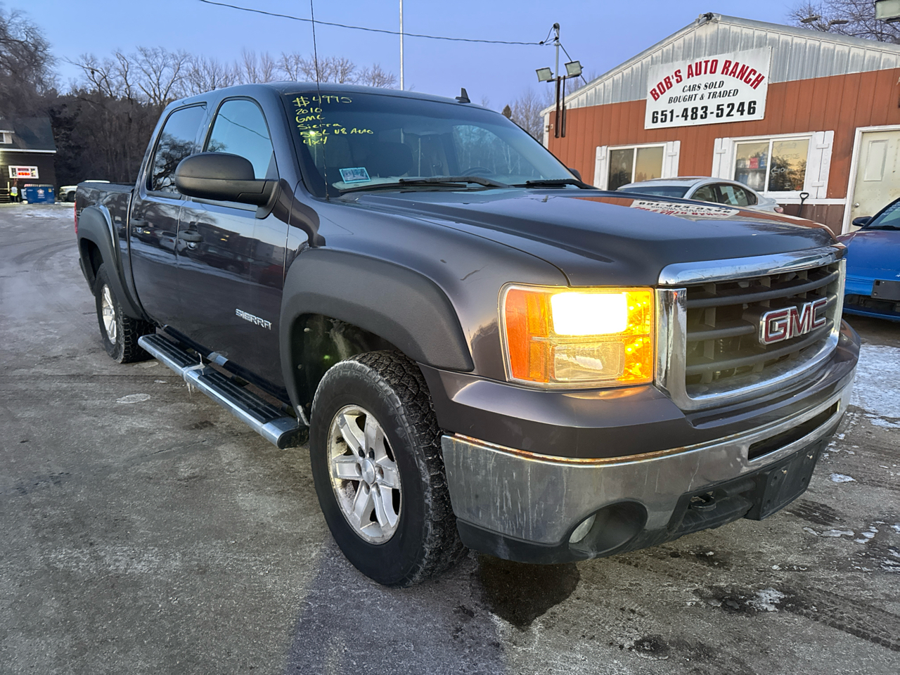 GMC Sierra 1500 4WD Crew Cab 143.5" SLE 2010