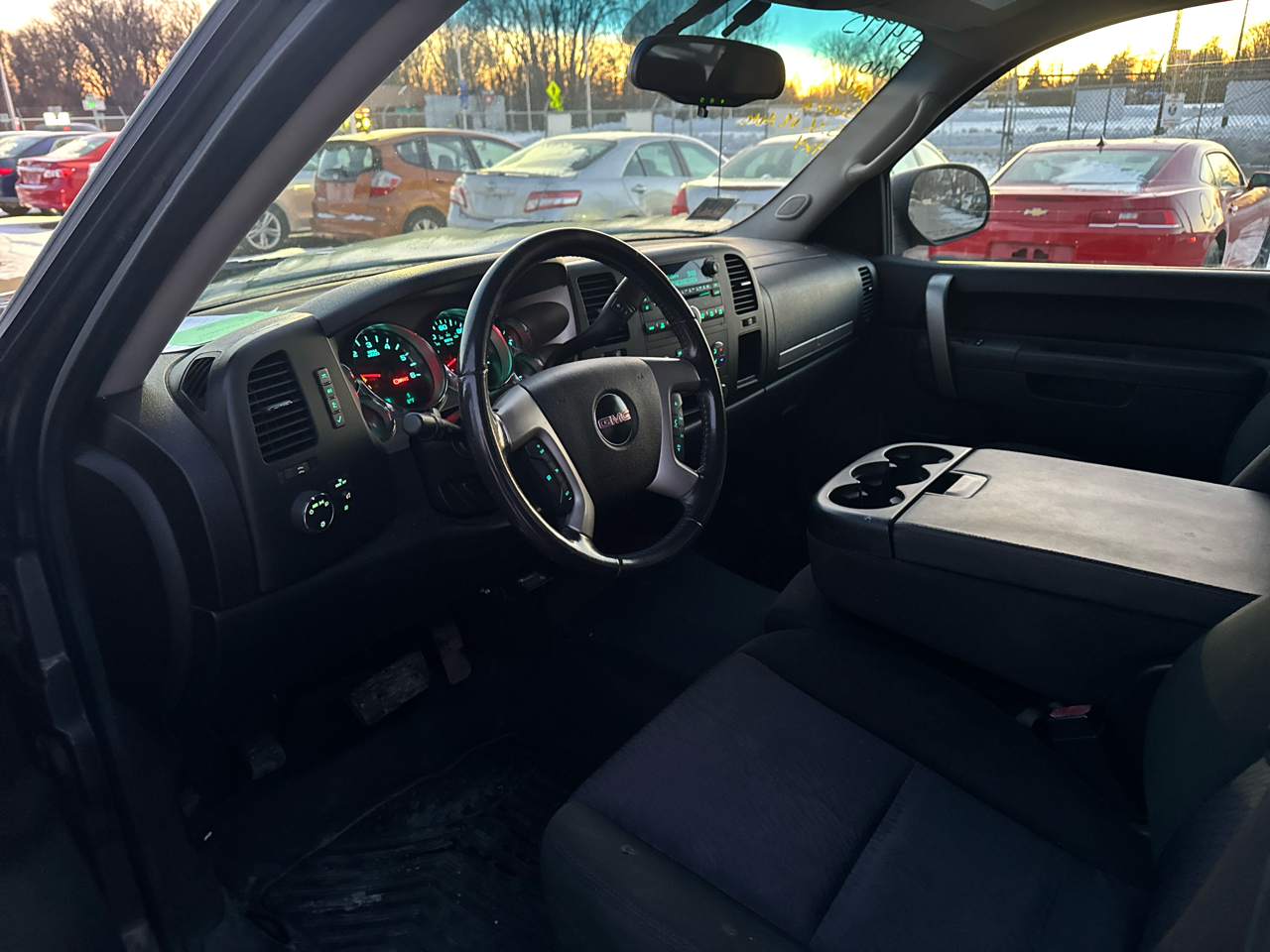 GMC Sierra 1500 4WD Crew Cab 143.5" SLE 2010