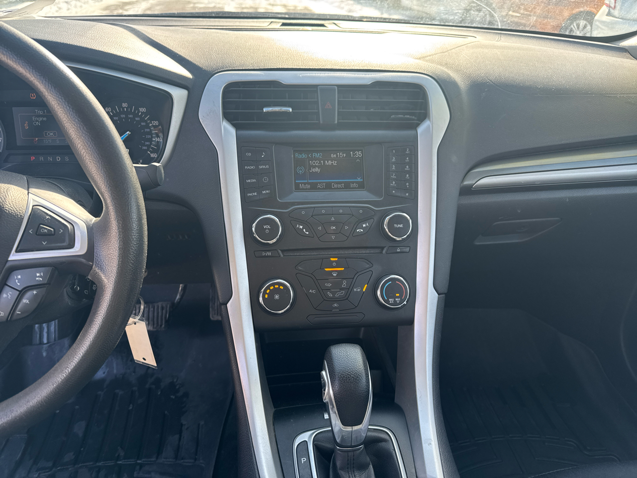 Ford Fusion 4dr Sdn SE FWD 2014