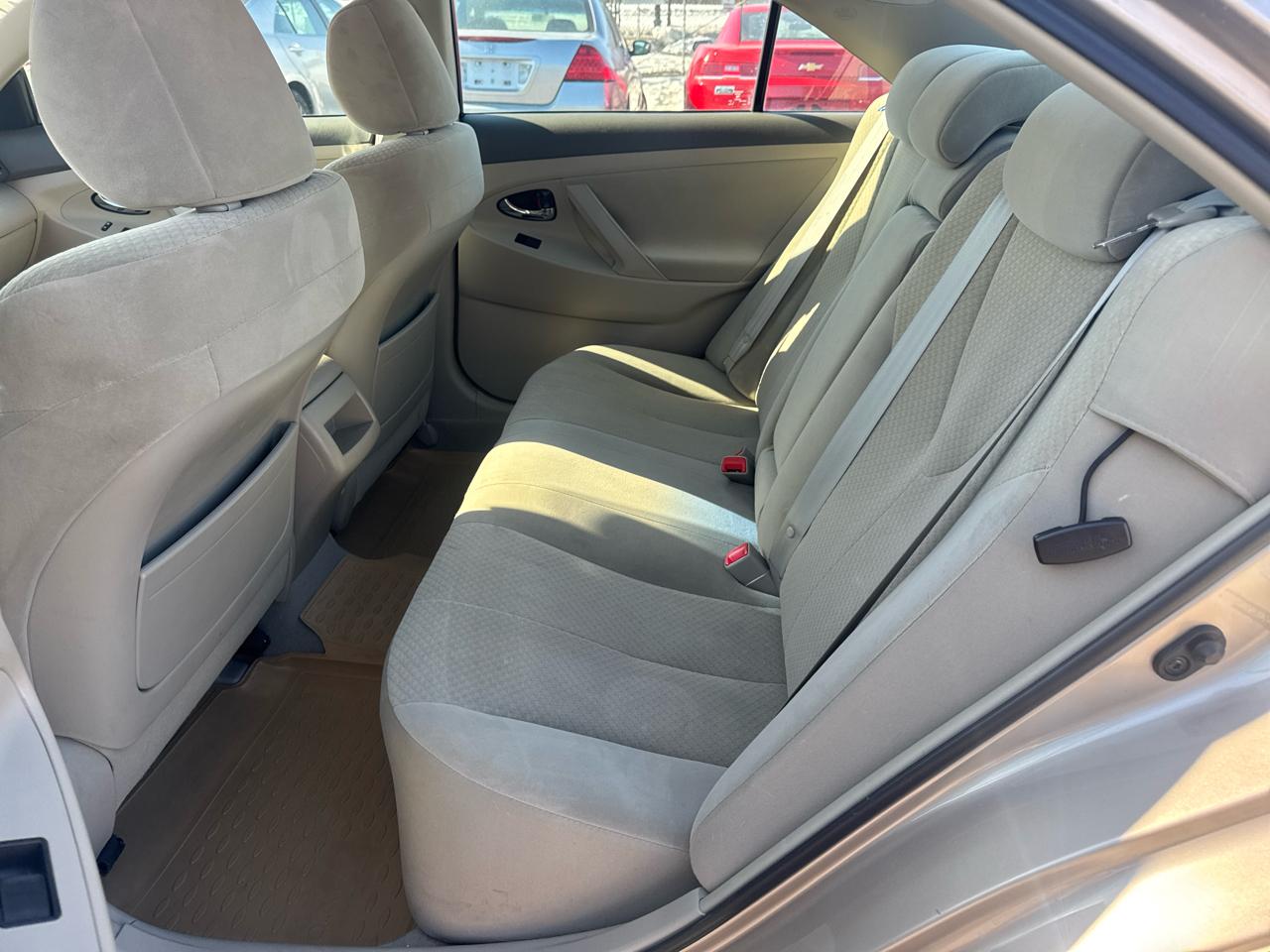 Toyota Camry 4dr Sdn I4 Man LE (Natl) 2008