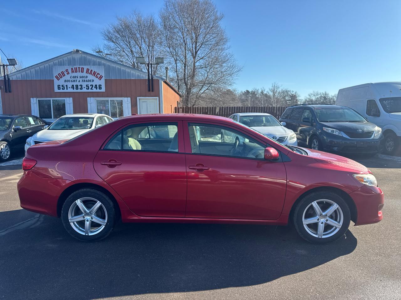 Toyota Corolla 4dr Sdn Man (Natl) 2009