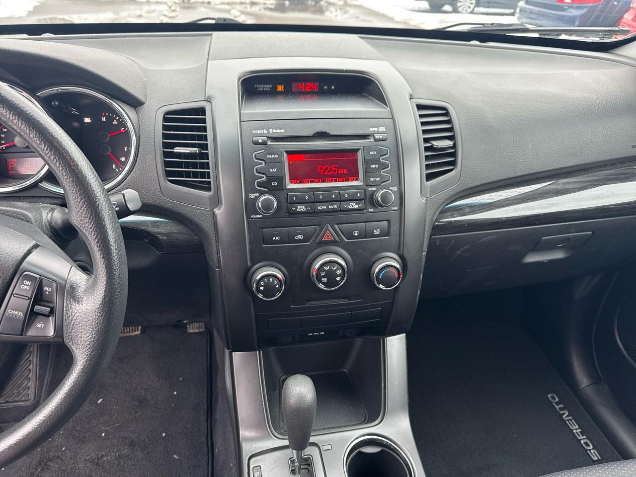 Kia Sorento AWD 4dr V6 LX 2011