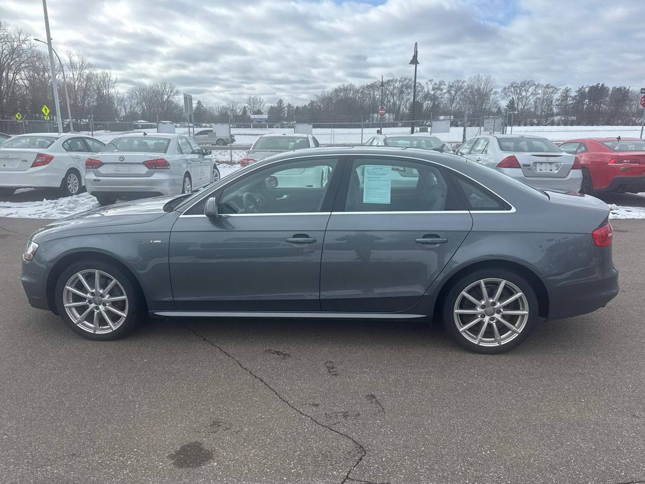 Audi A4 4dr Sdn Auto quattro 2.0T Premium Plus 2014