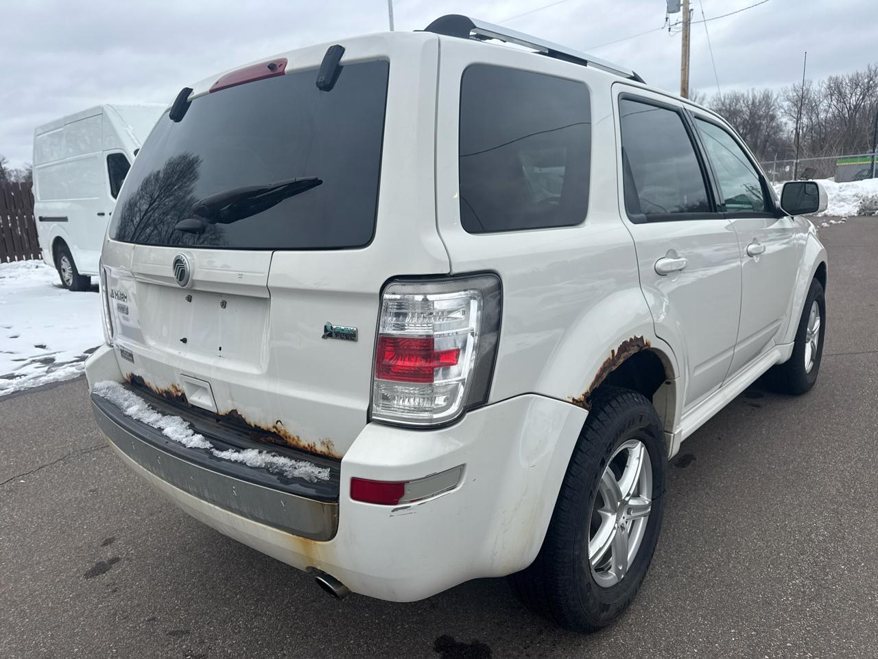 Mercury Mariner 4WD 4dr Premier 2011