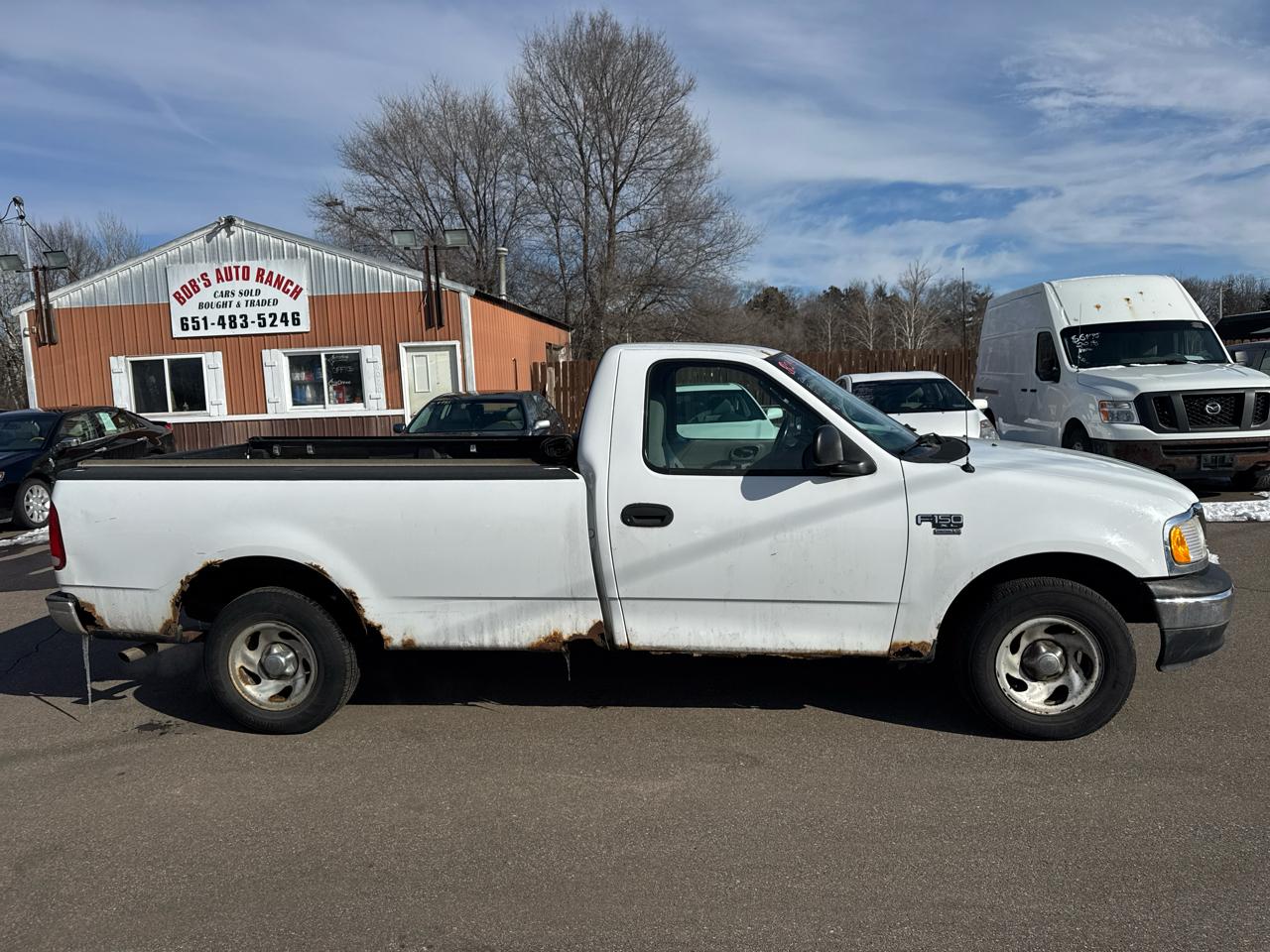 Ford F-150 XL 2WD Reg Cab 8' Box 2003