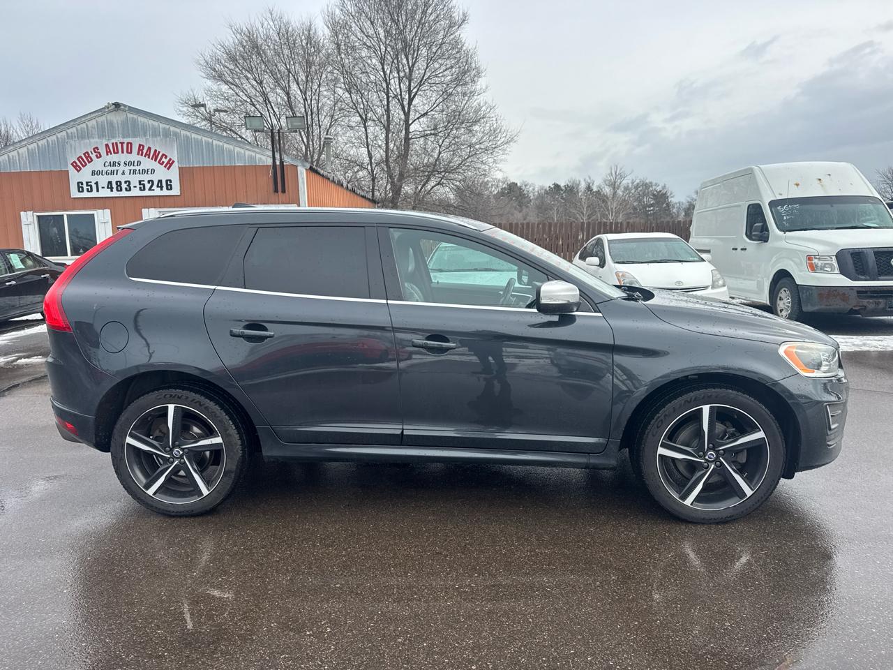 Volvo XC60 AWD 4dr T6 Drive-E R-Design 2016