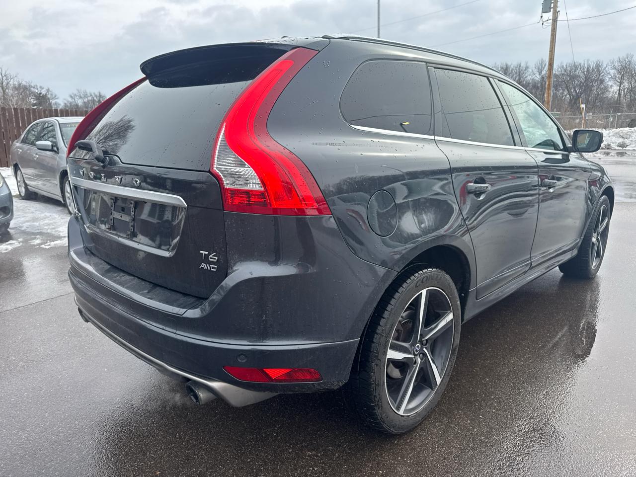 Volvo XC60 AWD 4dr T6 Drive-E R-Design 2016