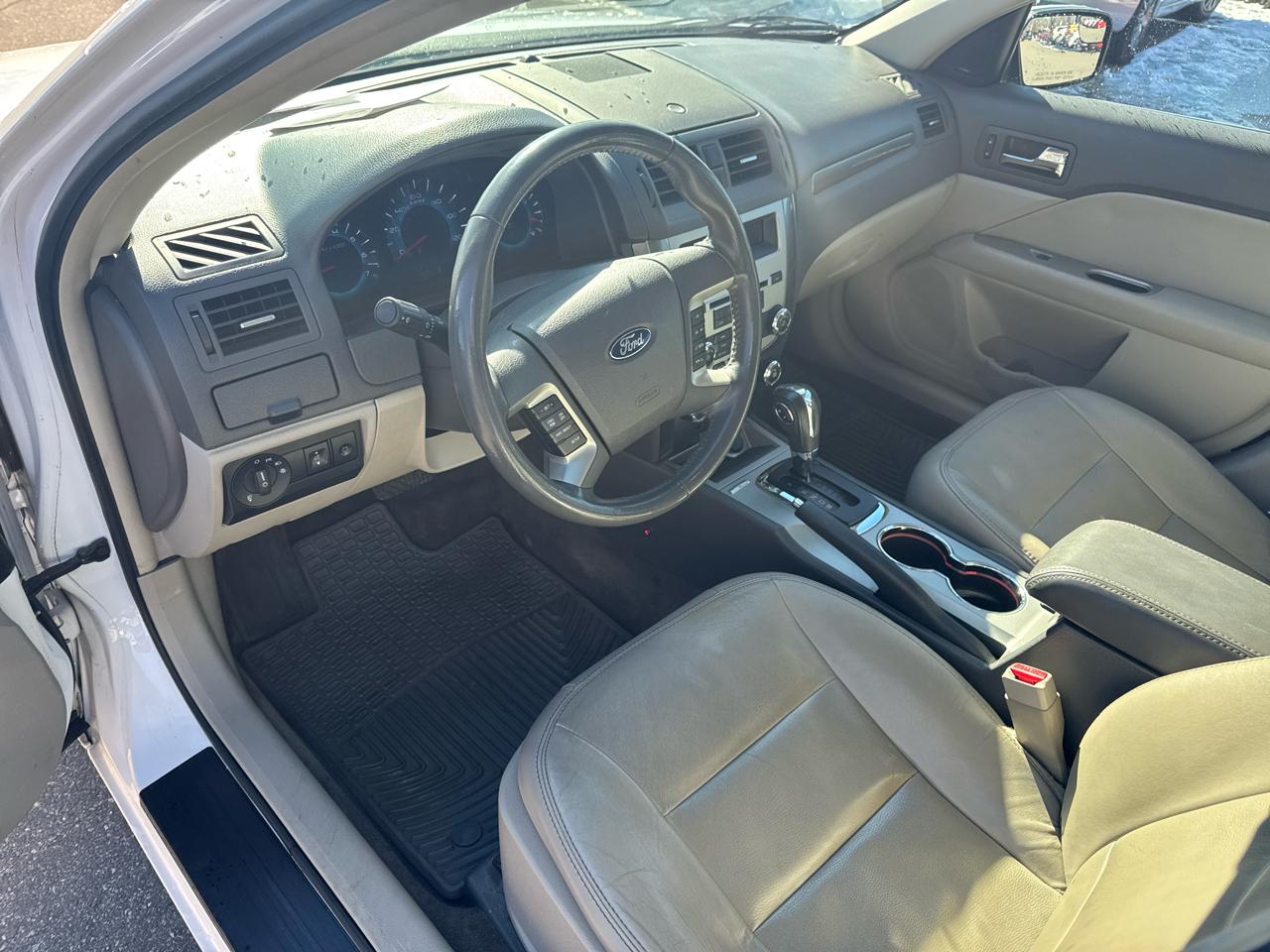 Ford Fusion 4dr Sdn SEL FWD 2011