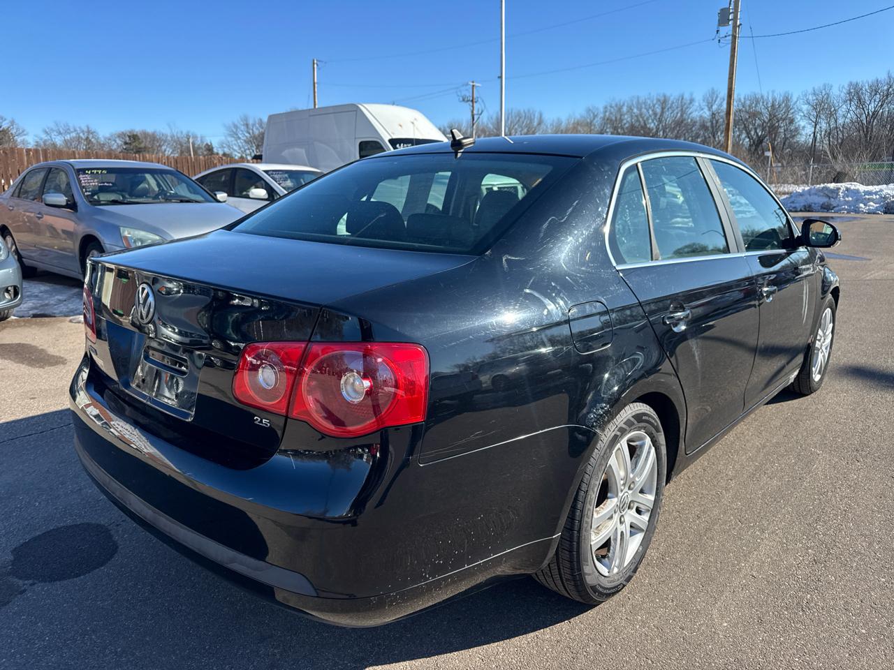 Volkswagen Jetta Sedan 4dr Auto 2.5 2007