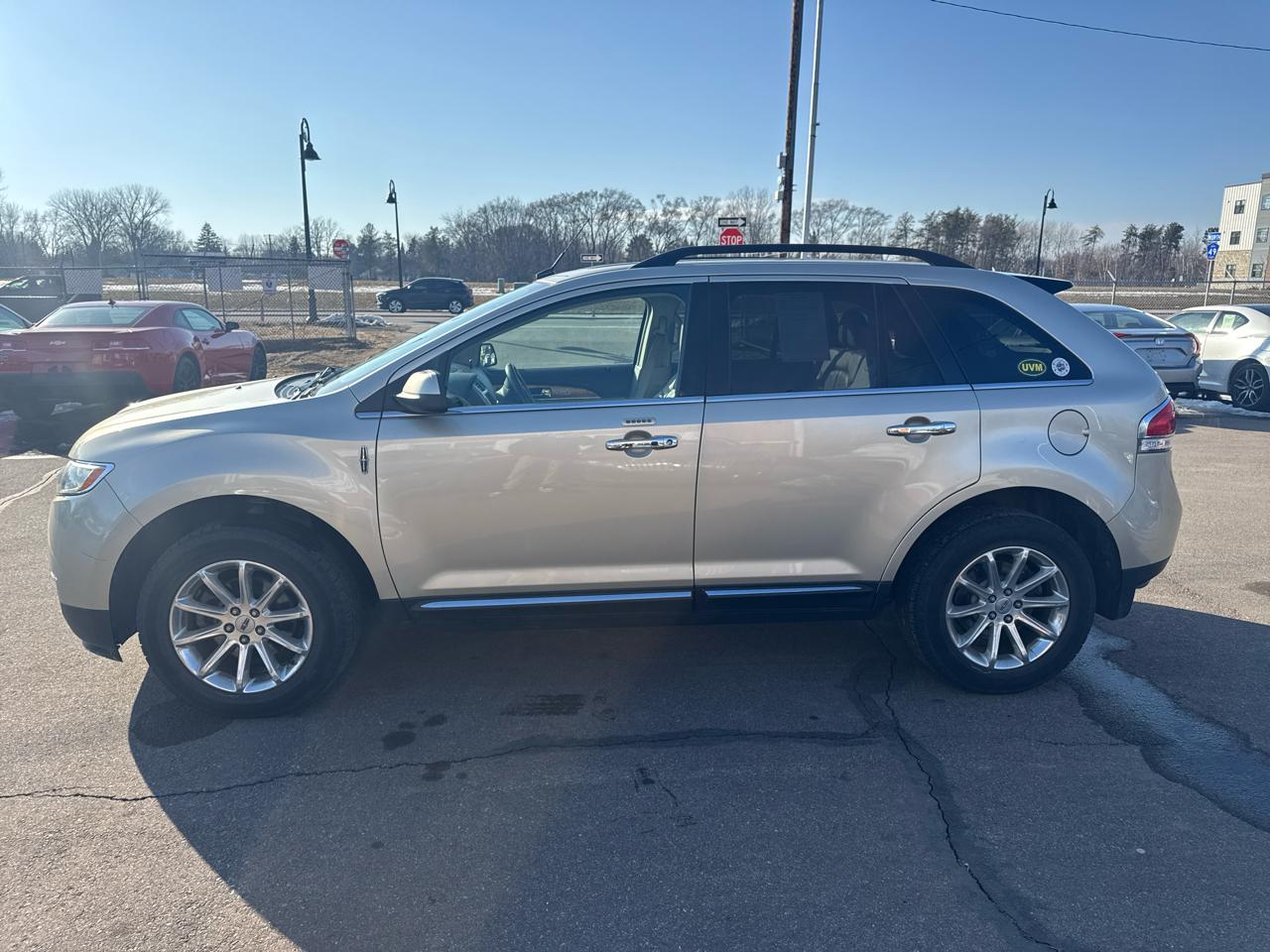 Lincoln MKX AWD 4dr 2011