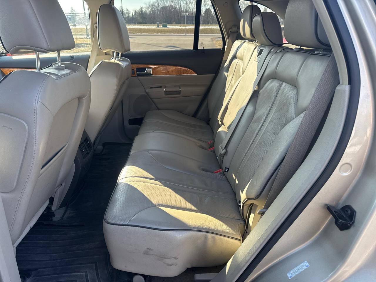 Lincoln MKX AWD 4dr 2011