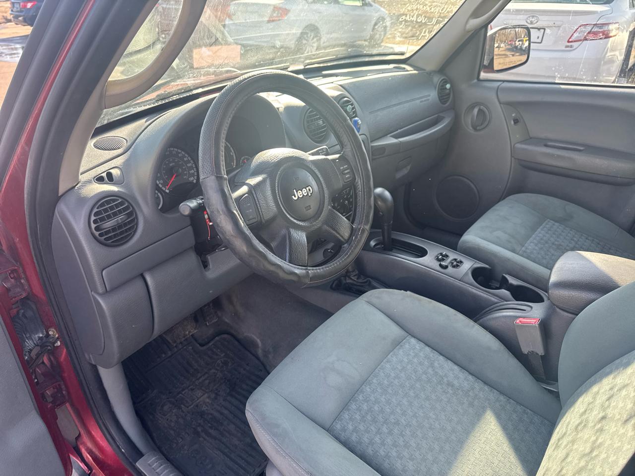 Jeep Liberty 4dr Sport 4WD 2006