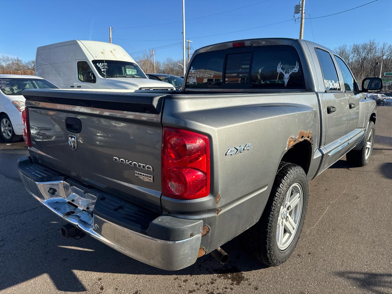 Dodge Dakota 4WD Crew Cab Laramie 2010