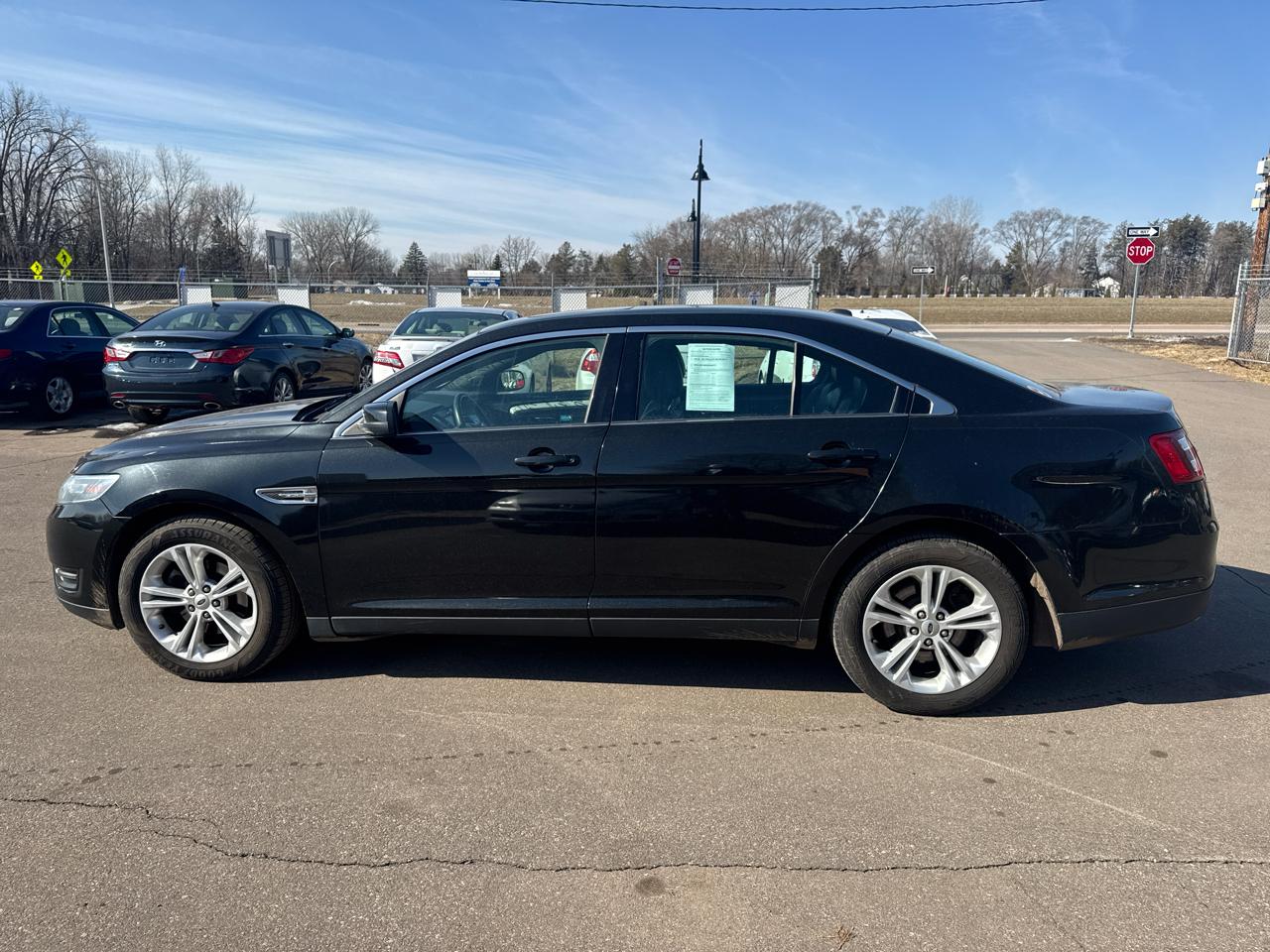 Ford Taurus 4dr Sdn SEL AWD 2014