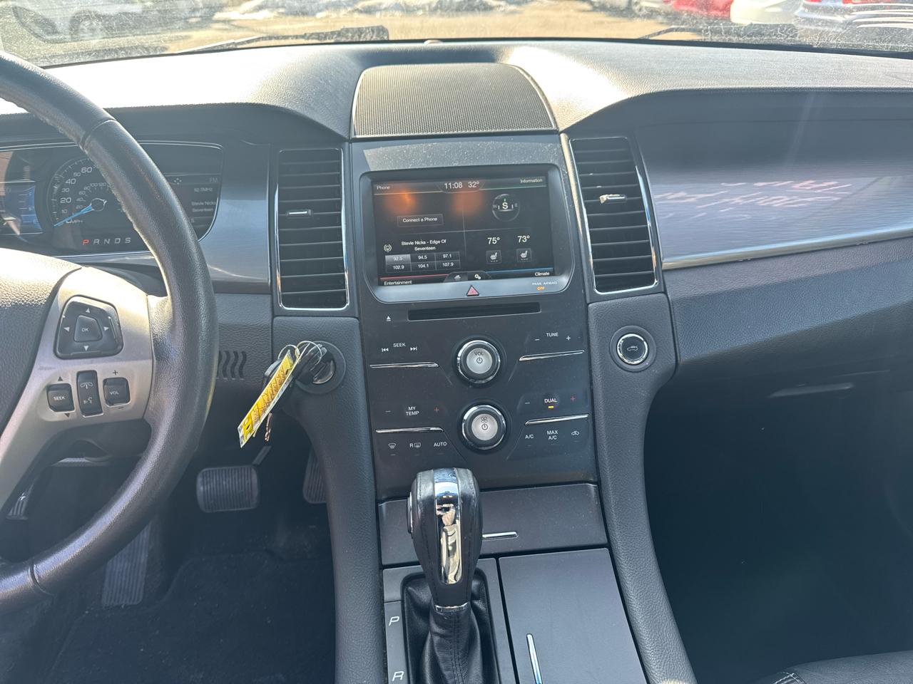 Ford Taurus 4dr Sdn SEL AWD 2014