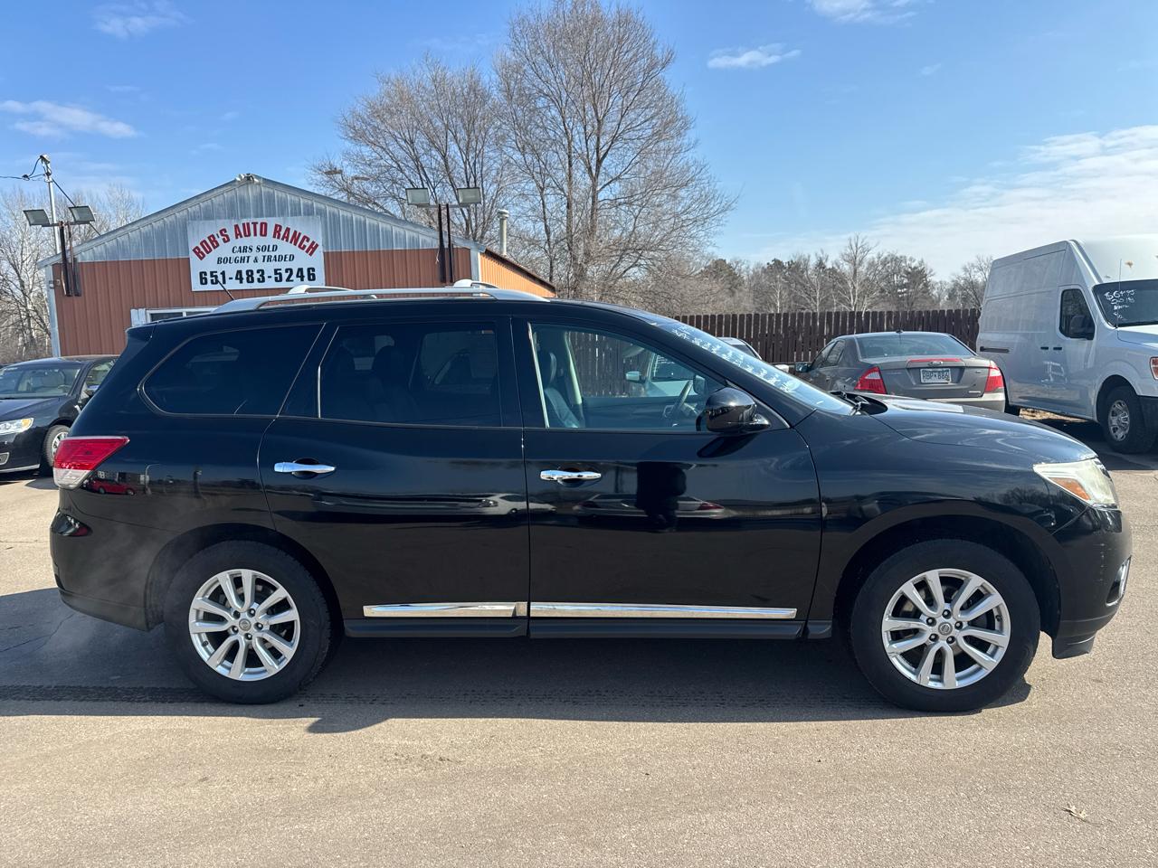 Nissan Pathfinder 4WD 4dr SL 2013