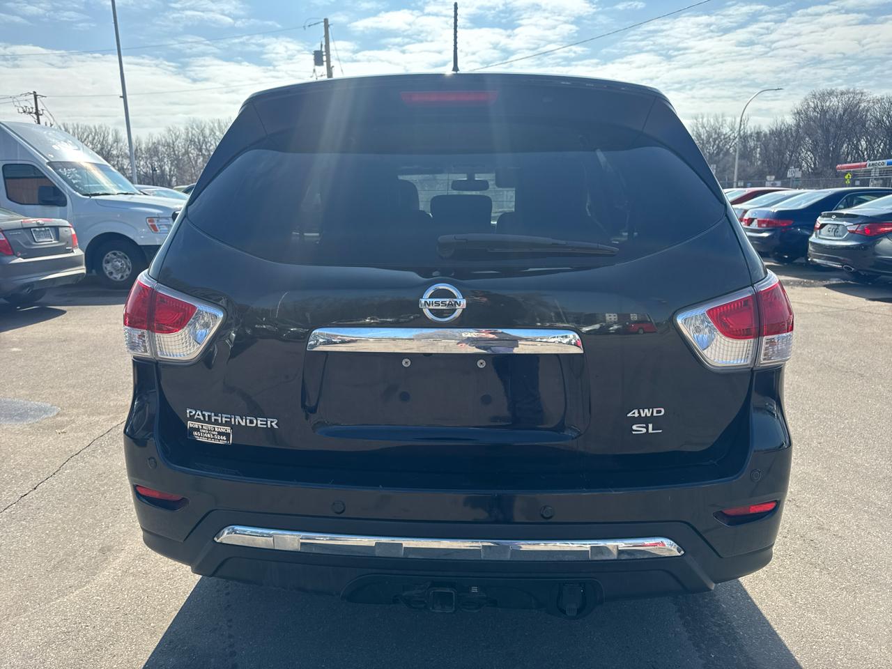 Nissan Pathfinder 4WD 4dr SL 2013