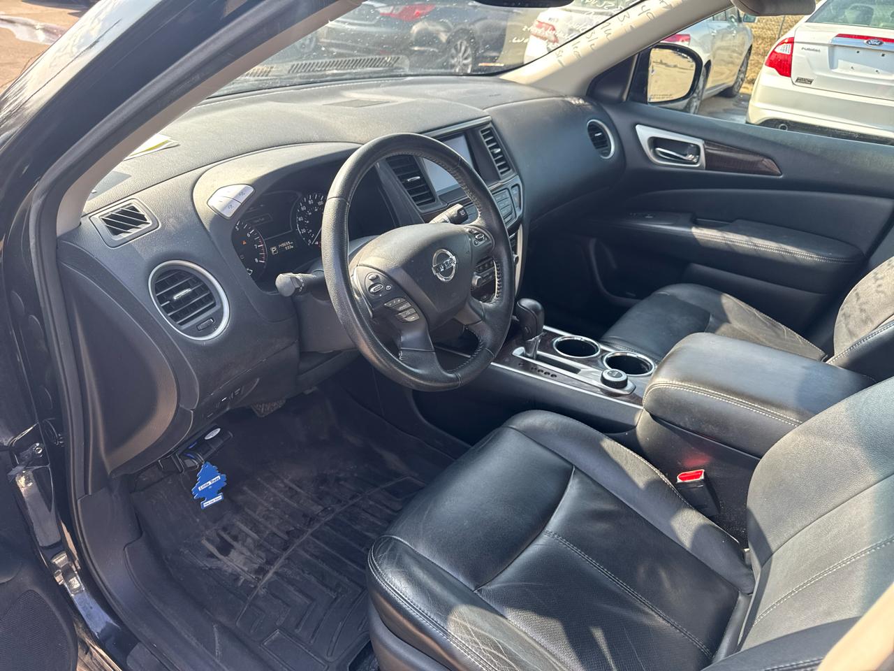 Nissan Pathfinder 4WD 4dr SL 2013