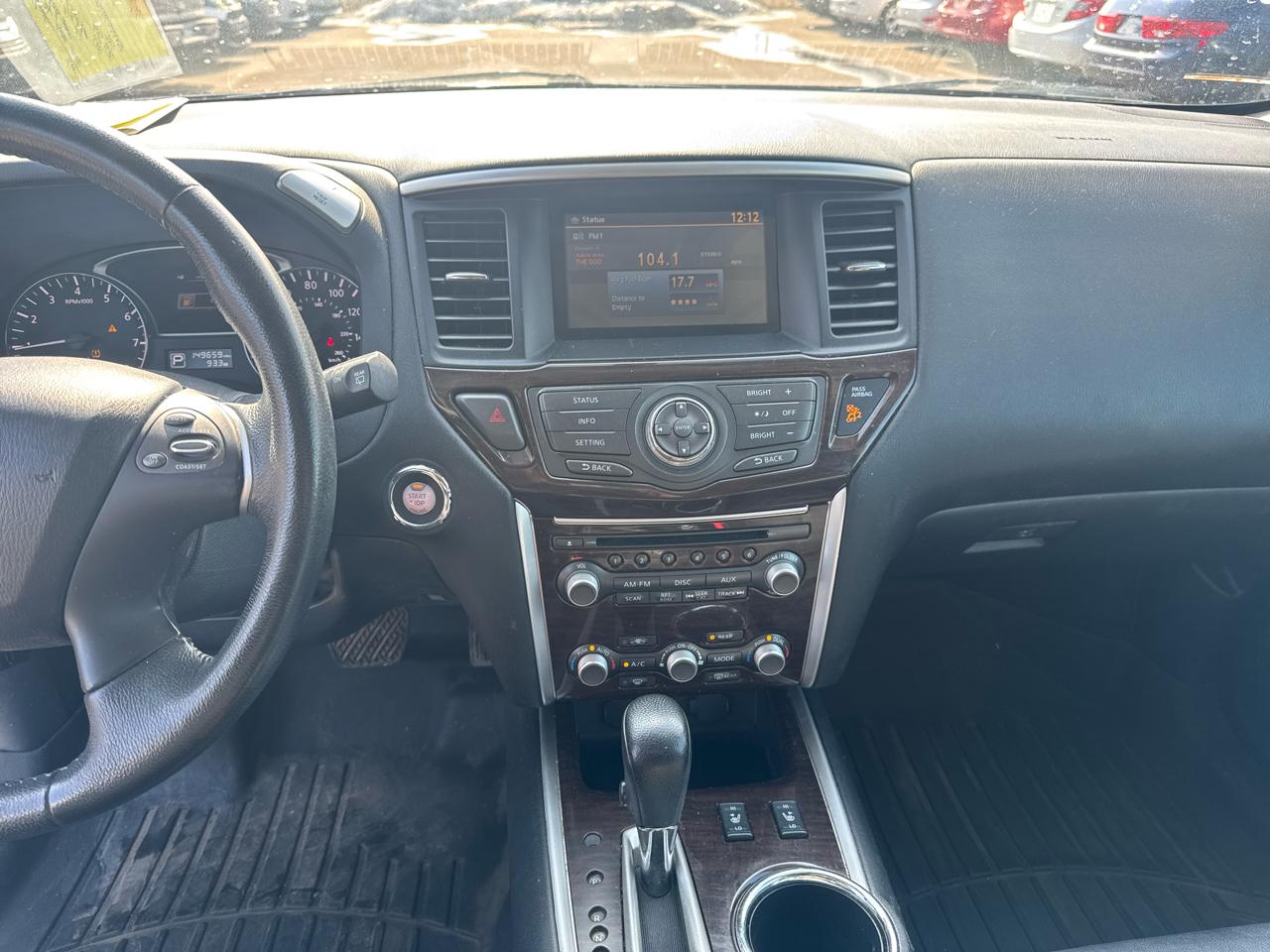 Nissan Pathfinder 4WD 4dr SL 2013