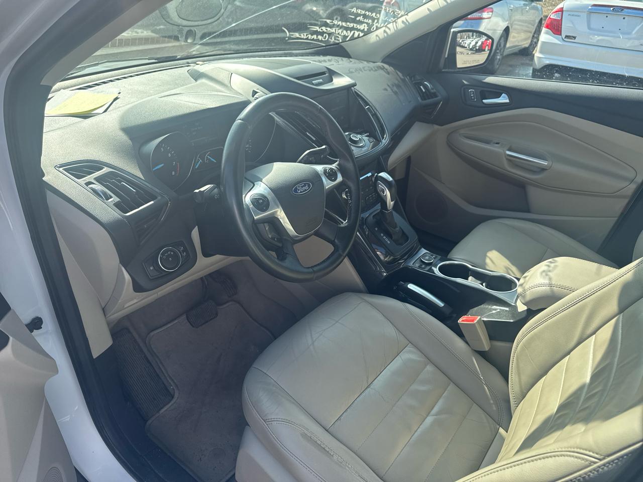 Ford Escape 4WD 4dr Titanium 2015