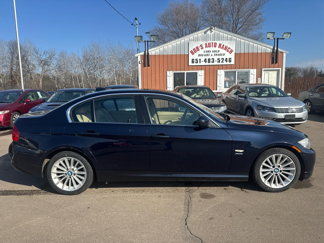 BMW 3 Series 4dr Sdn 335i xDrive AWD 2010