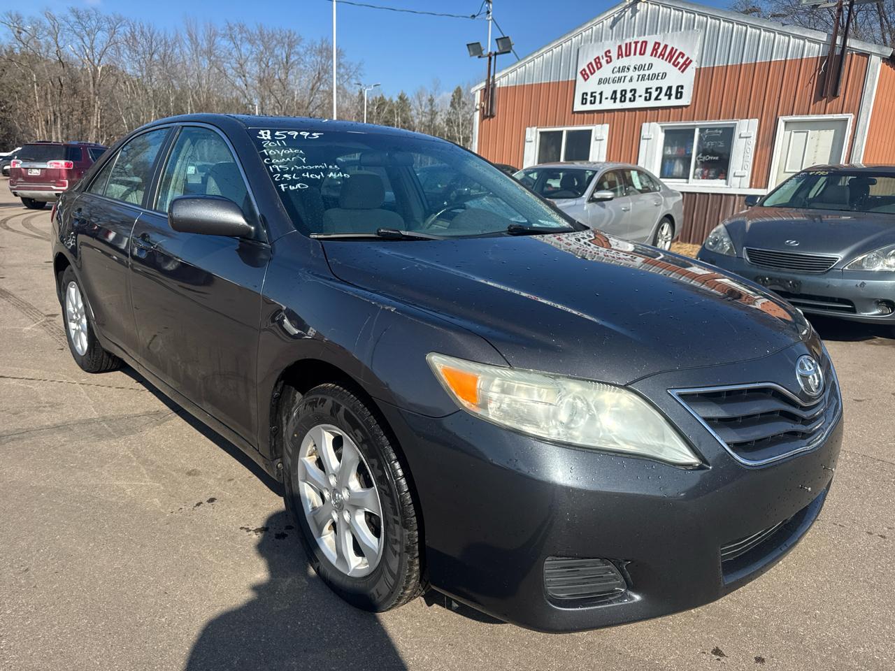 Toyota Camry 4dr Sdn I4 Man LE (Natl) 2011