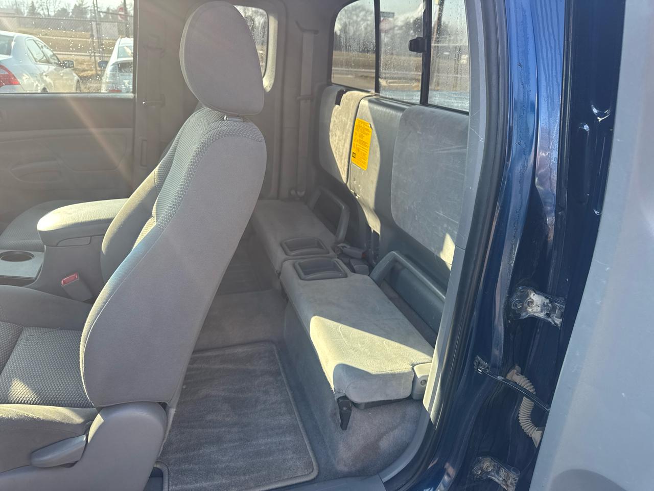 Toyota Tacoma 4WD Access V6 MT (Natl) 2007