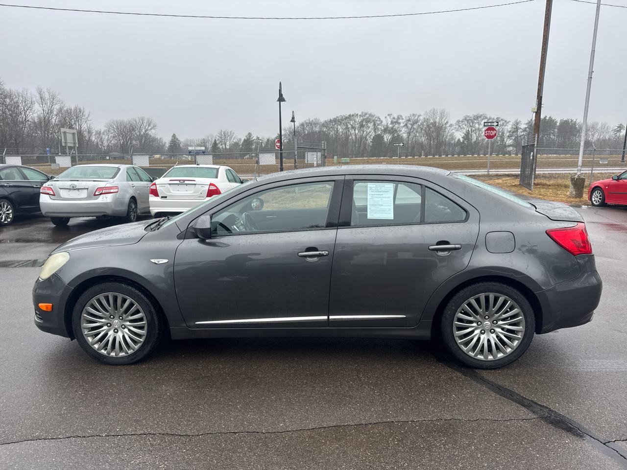 Suzuki Kizashi 4dr Sdn CVT AWD GTS 2010