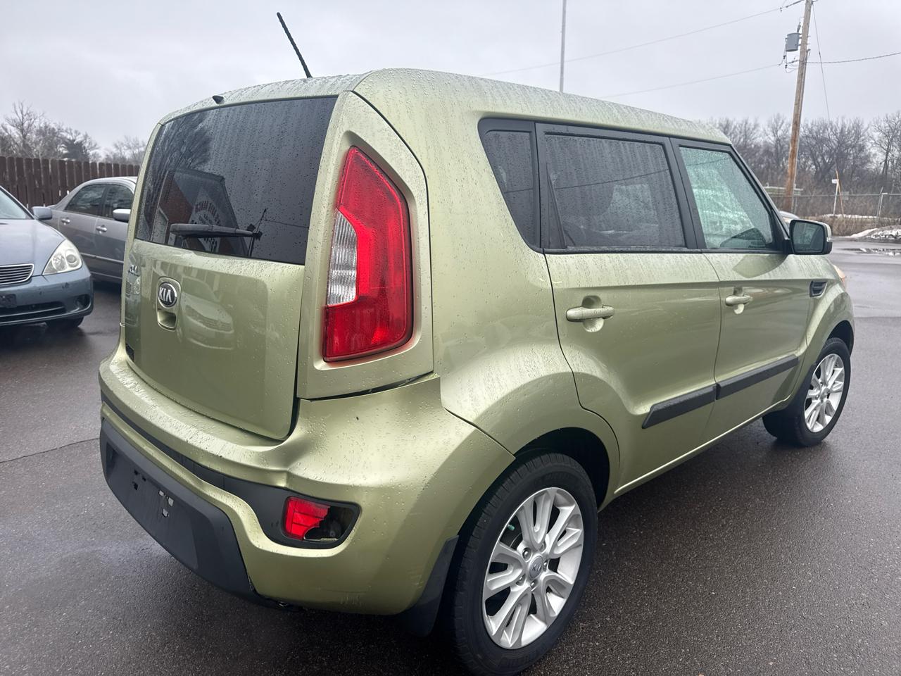Kia Soul 5dr Wgn Man + 2013