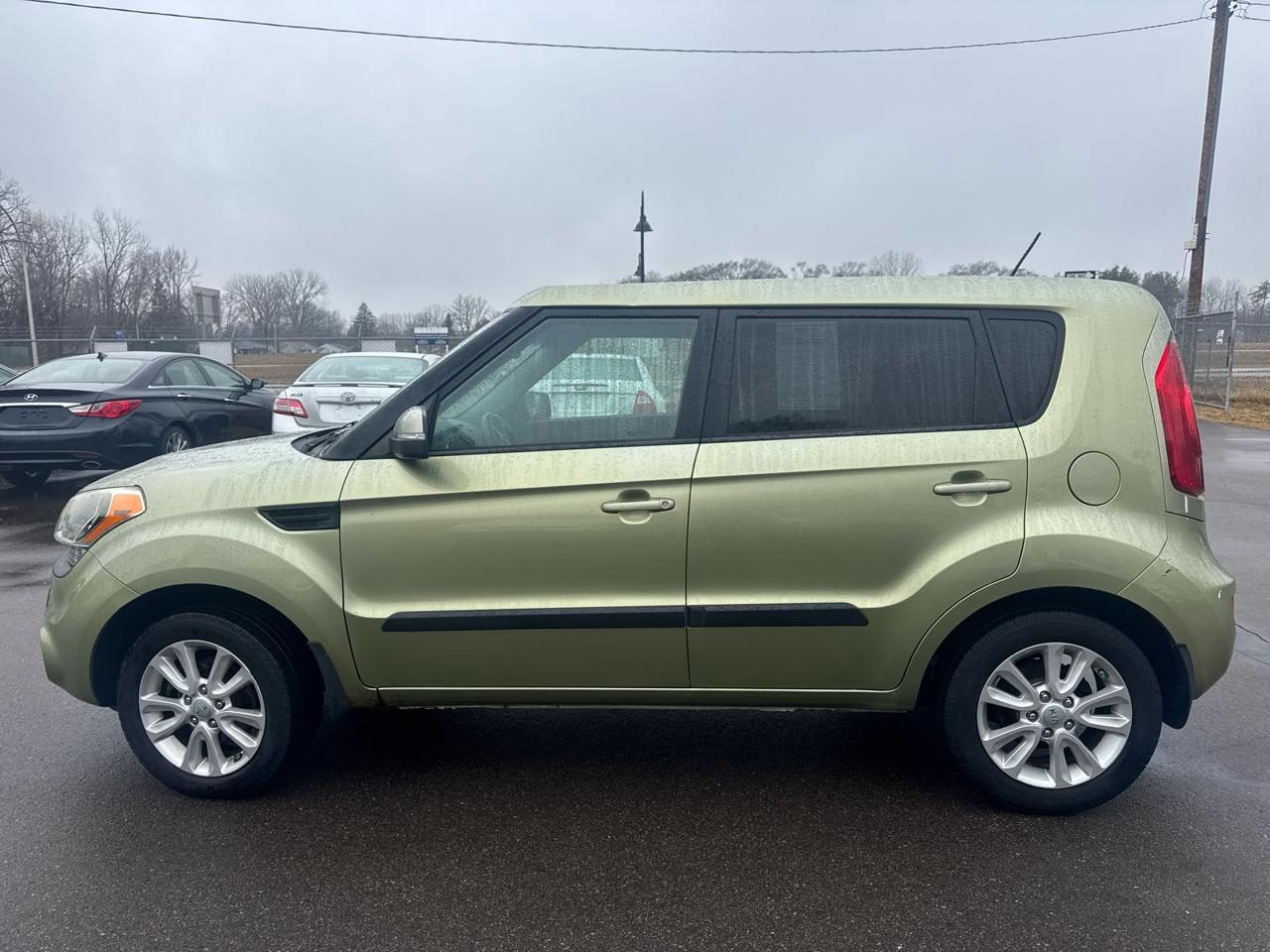 Kia Soul 5dr Wgn Man + 2013