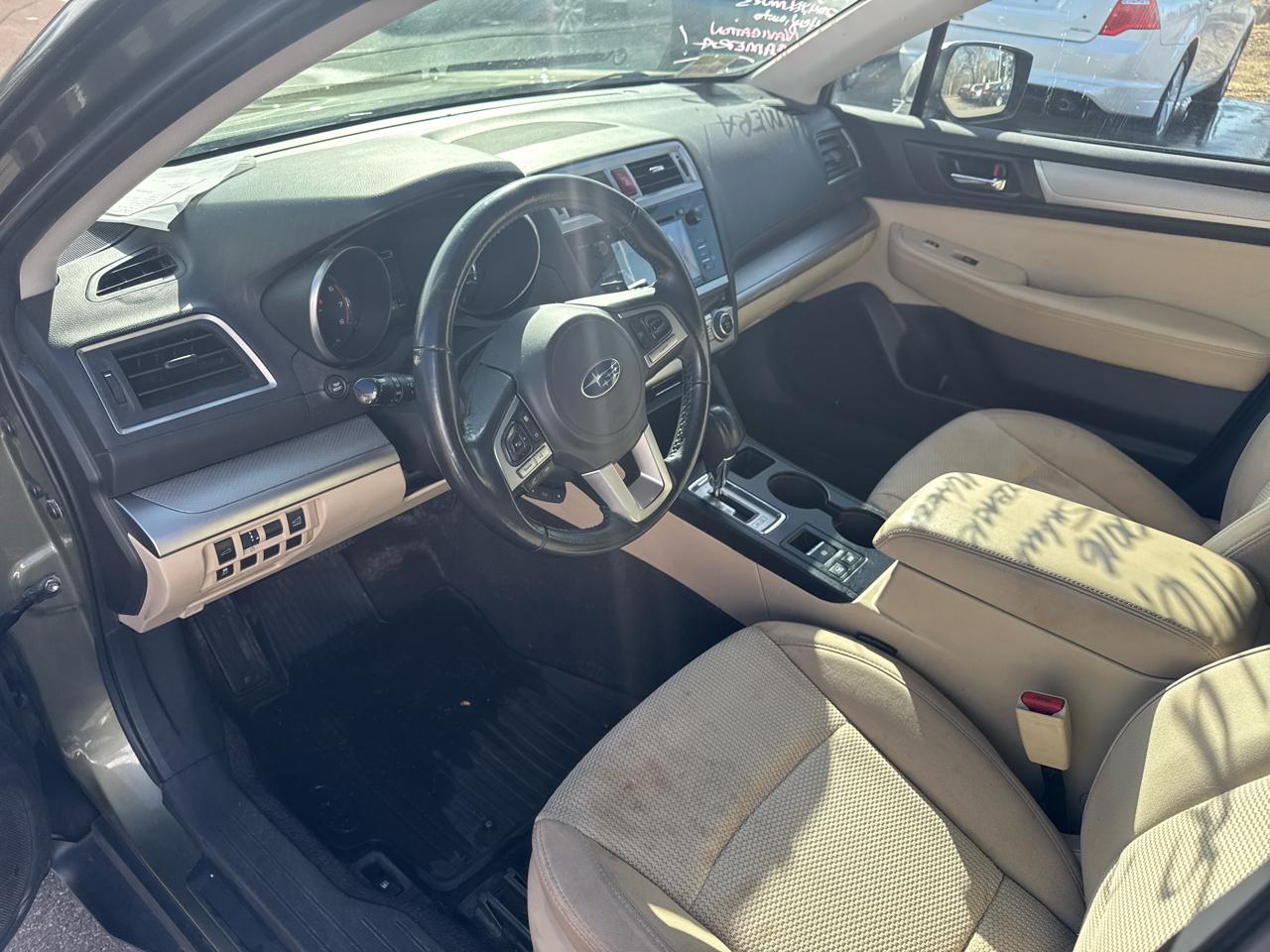 Subaru Outback 4dr Wgn 2.5i Premium PZEV 2016