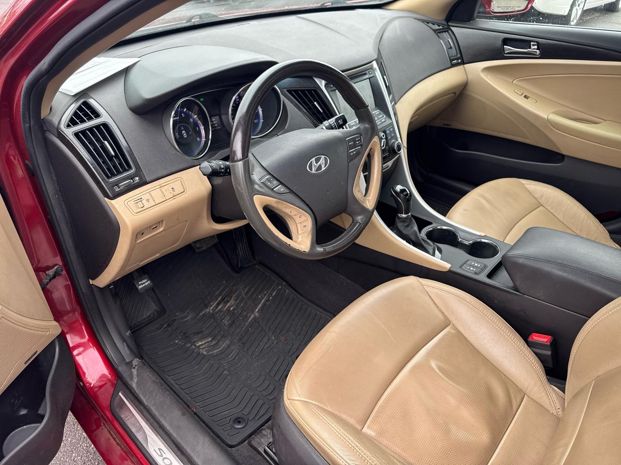 Hyundai Sonata 4dr Sdn 2.4L Auto Ltd 2011