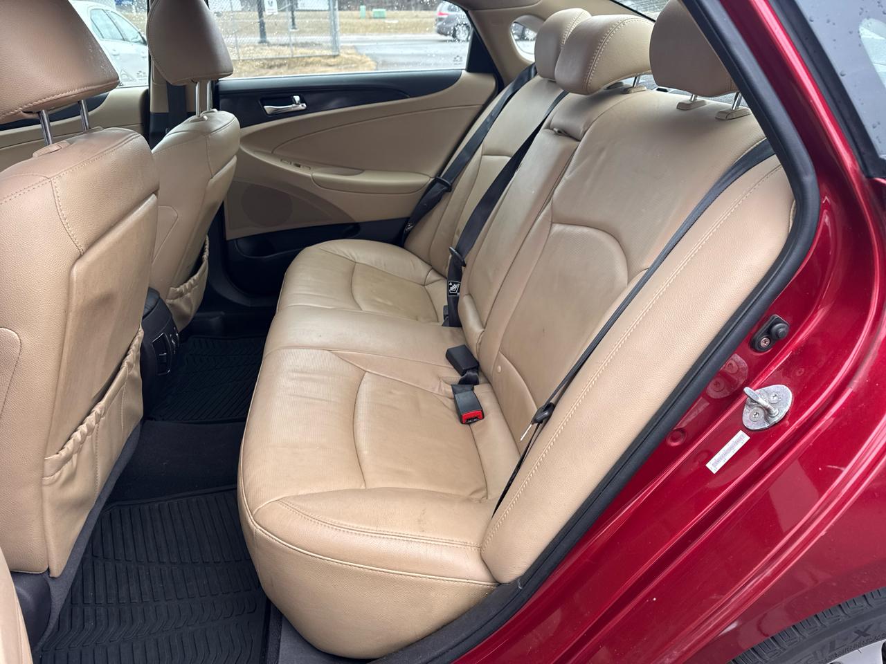 Hyundai Sonata 4dr Sdn 2.4L Auto Ltd 2011