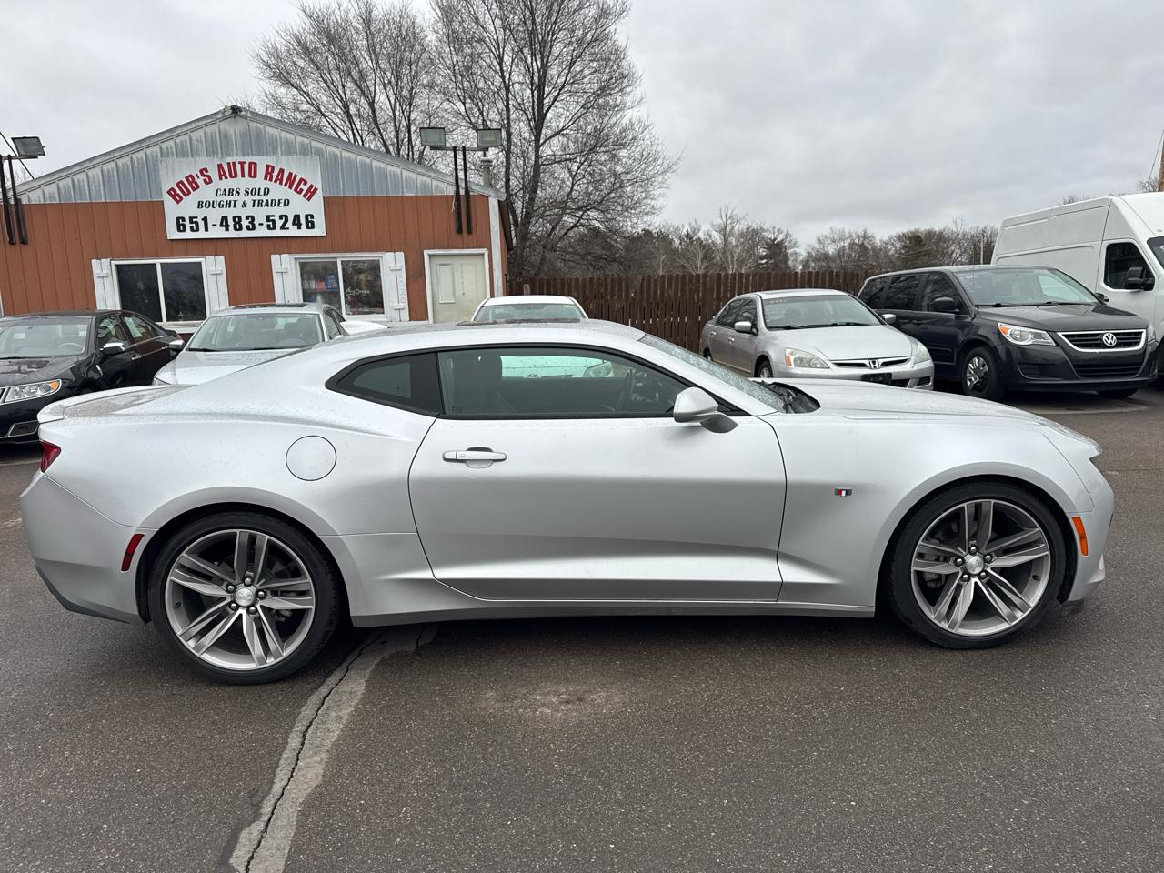 Chevrolet Camaro 2dr Cpe 1LT 2017